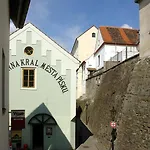 Pod Skalou 2* Písek