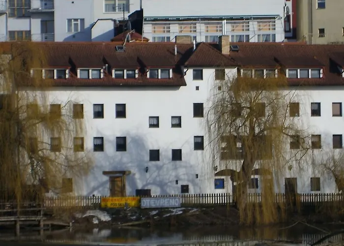 Otel Pod Skalou